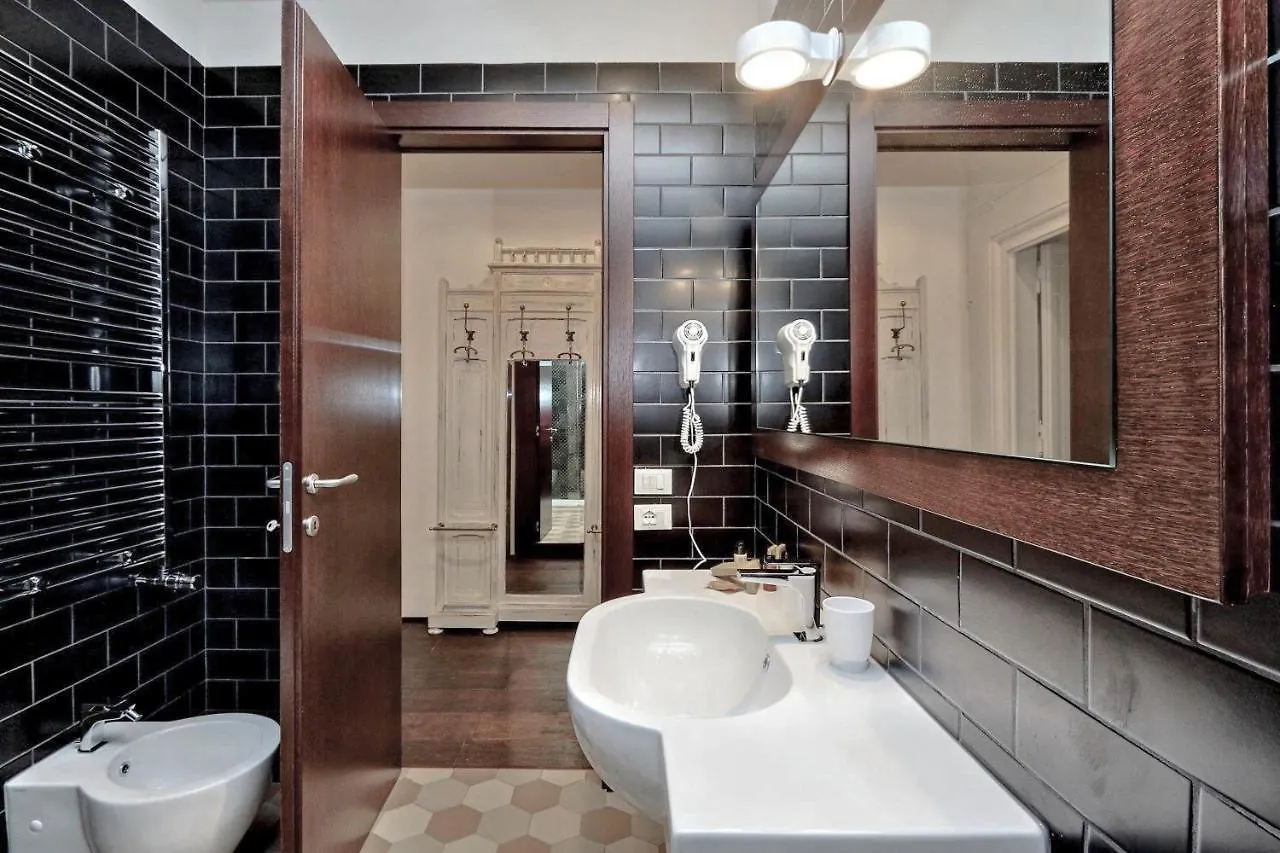 The Babuino - Luxury Serviced Apartment 0*, Rome Italy